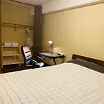 5Th Floor Cozy 1 Bedroom Condo With Parking